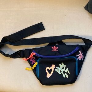 Adidas Fanny Pack / Black Waist Bag with Neon Details